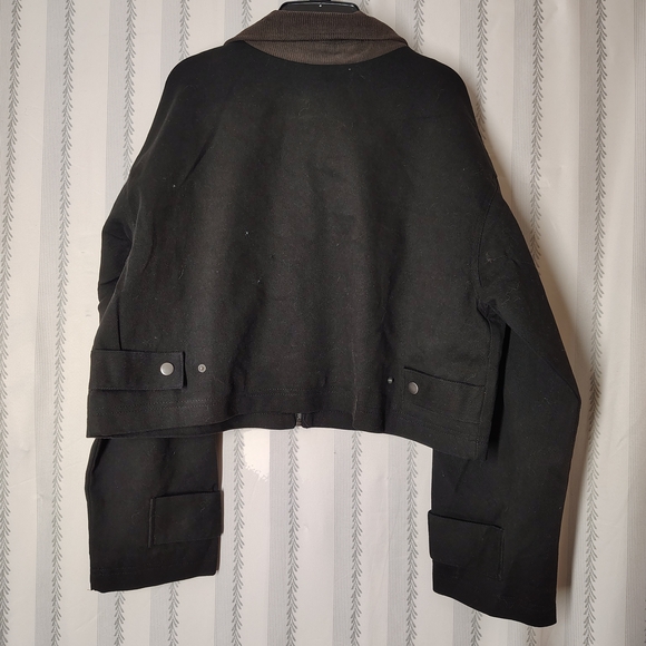 No Boundaries-Size Large - Black Barn Jacket with Dark Brown Collar - Picture 3 of 4